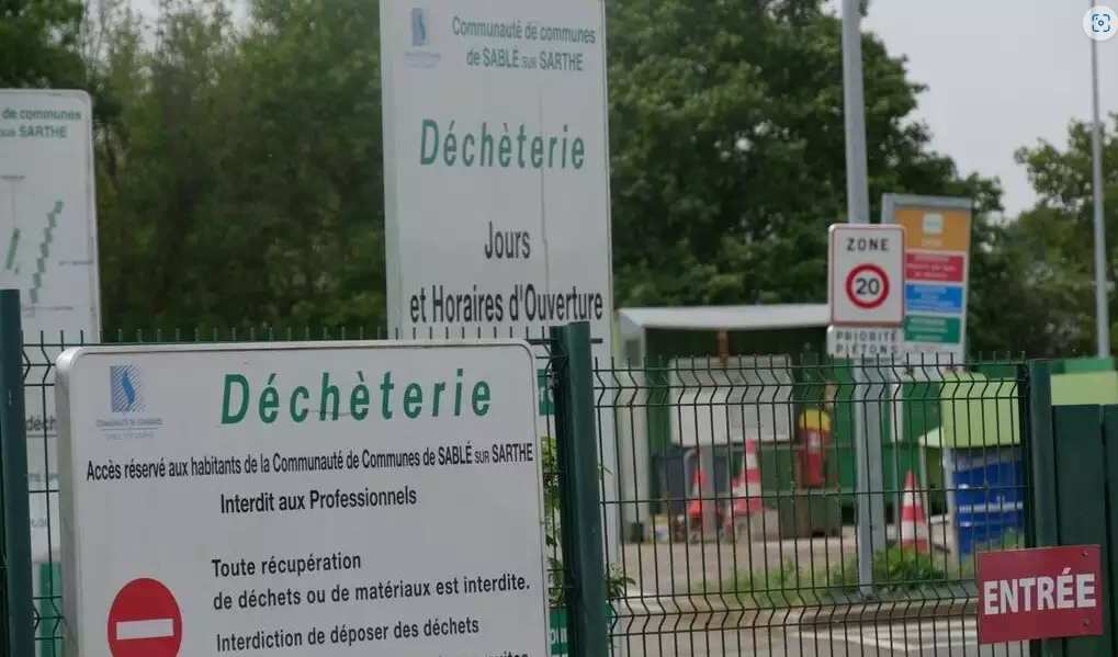 La déchèterie passe à l'heure d'été.
