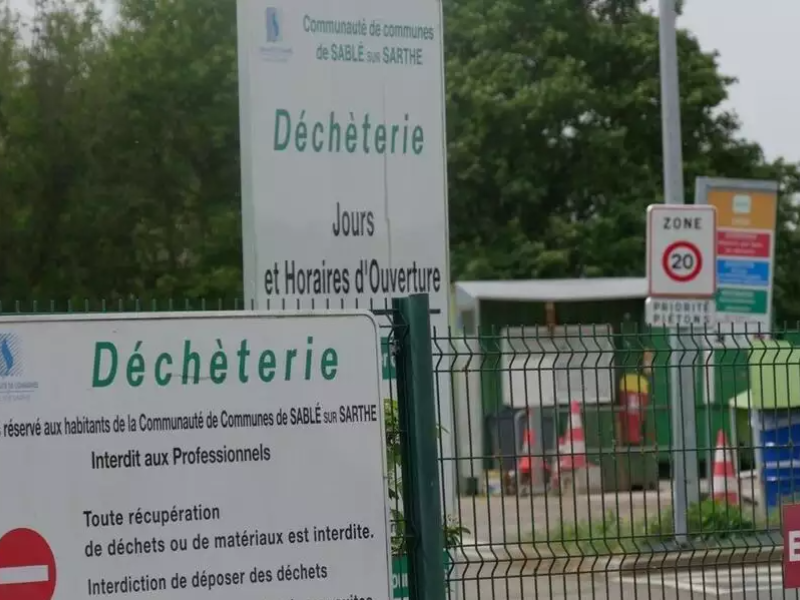 La déchèterie passe à l'heure d'été.
